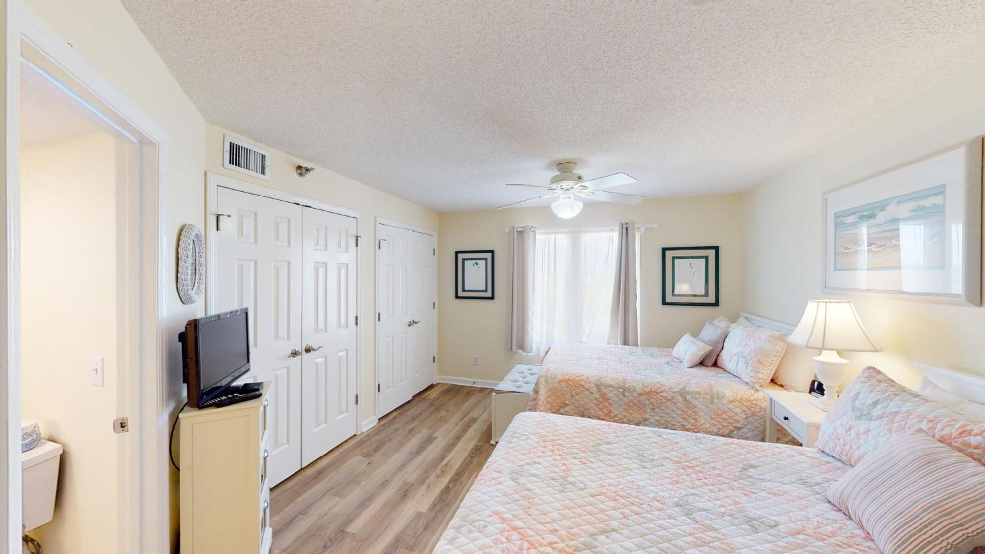 Litchfield Beach & Golf Resort Esterno foto