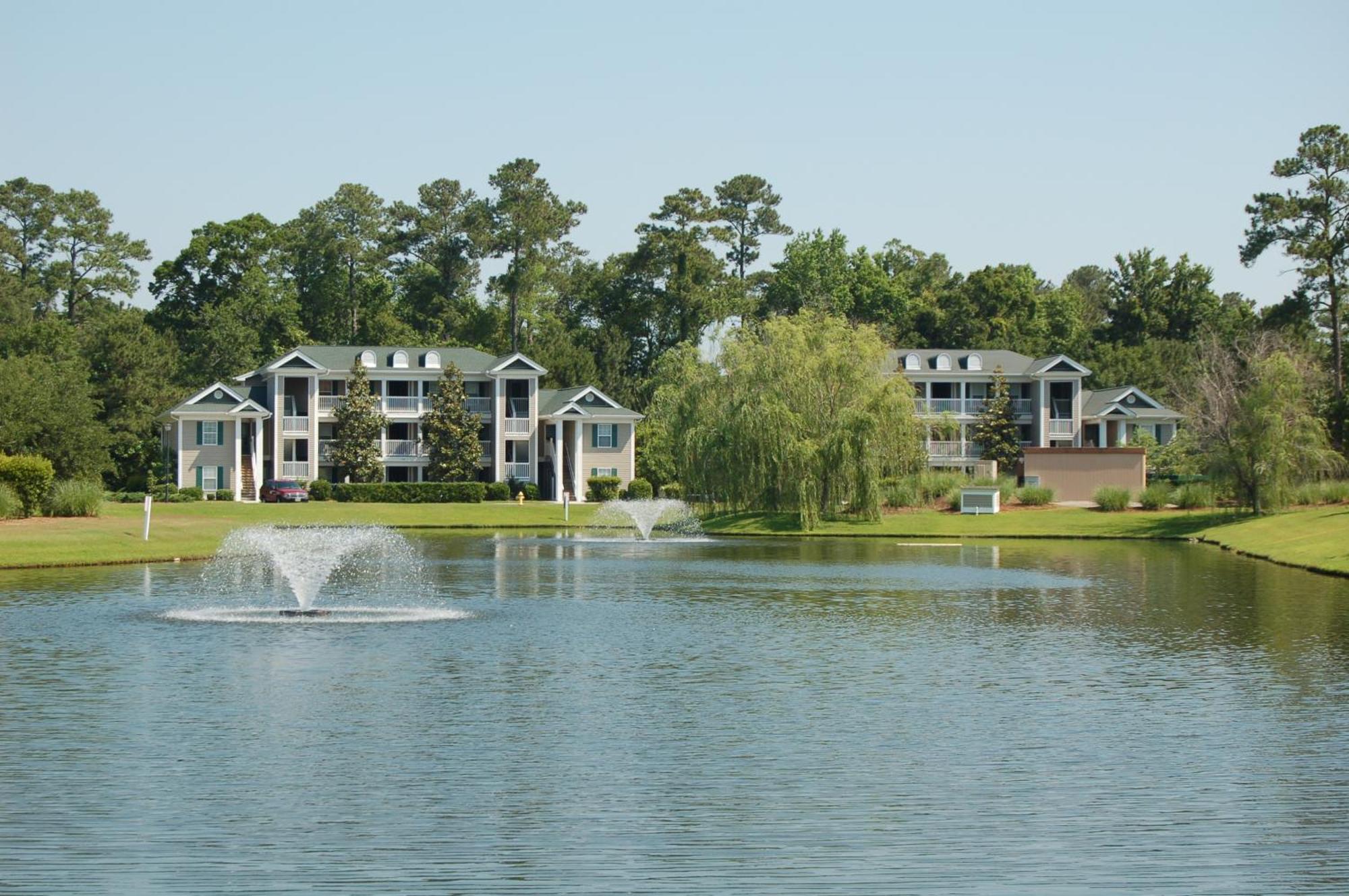Litchfield Beach & Golf Resort Esterno foto