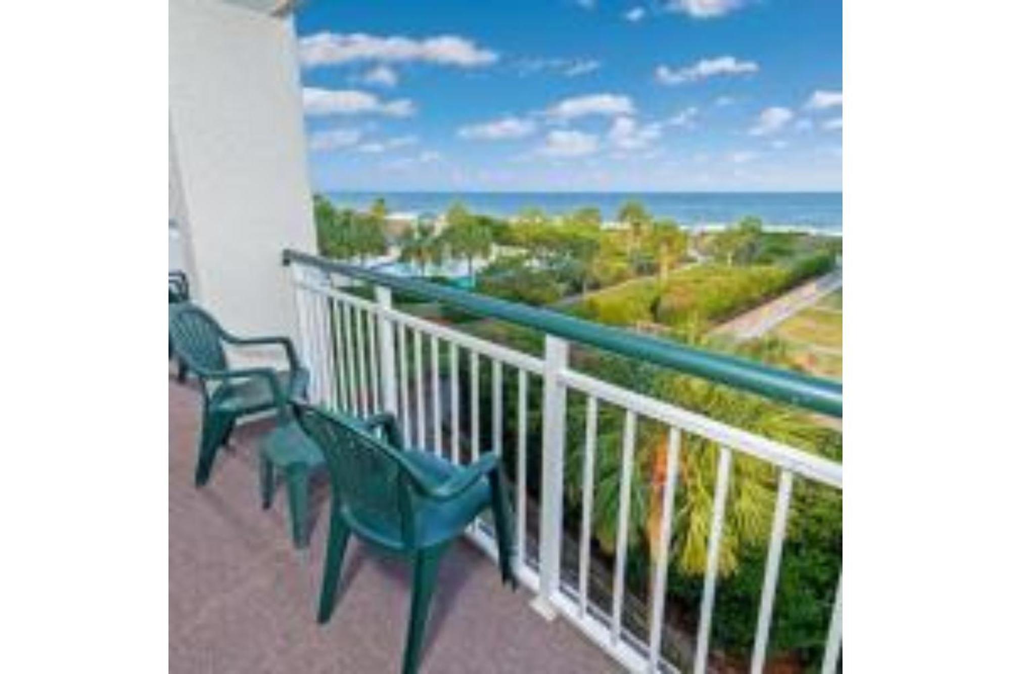 Litchfield Beach & Golf Resort Esterno foto