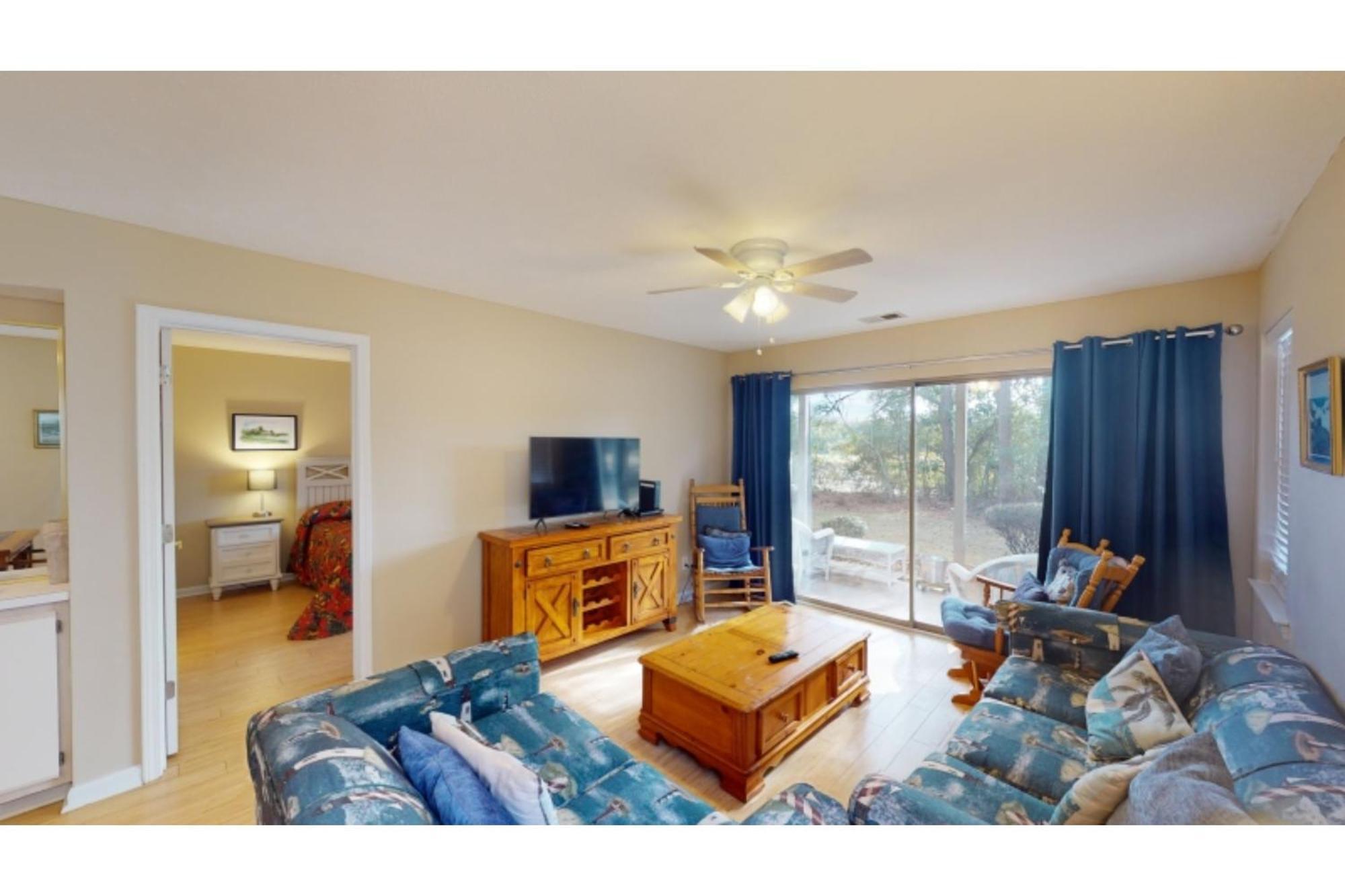 Litchfield Beach & Golf Resort Esterno foto